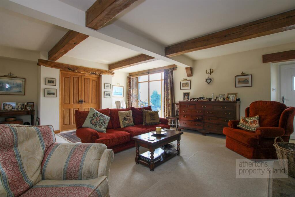 Drawing Room (2).jpg