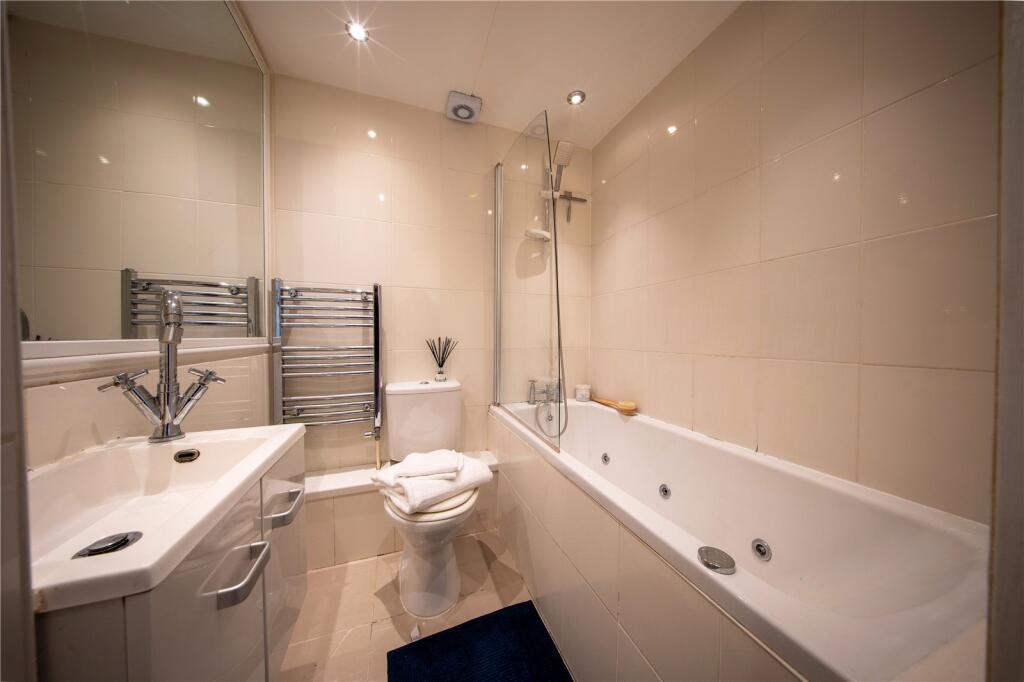 Bothroom