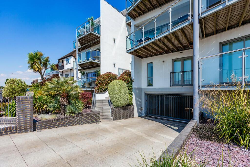 5 Chapman Sands-H...