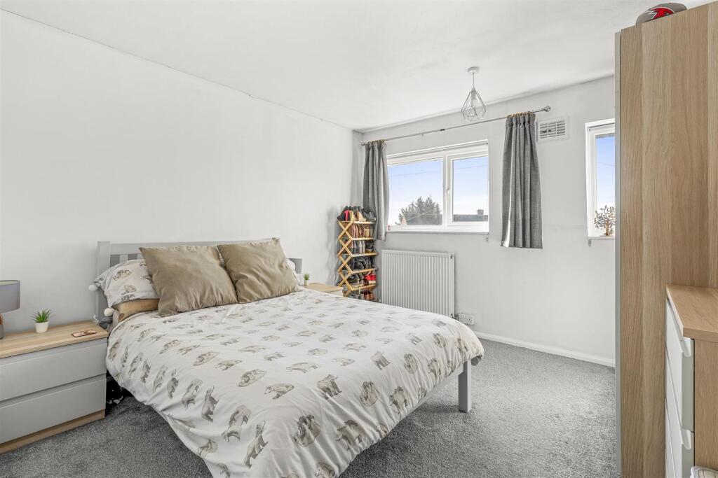 27 Rugwood Road, HP10 9HA-4.jpg