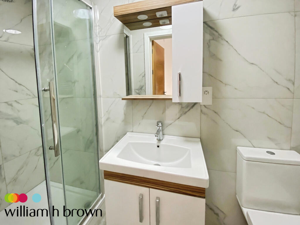 En-suite Bathroom