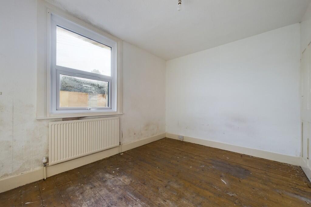 CAM01085G0-PR0515...