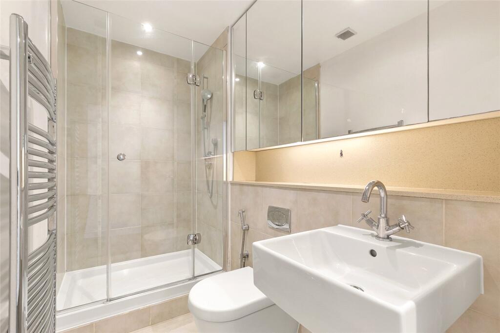 Ensuite