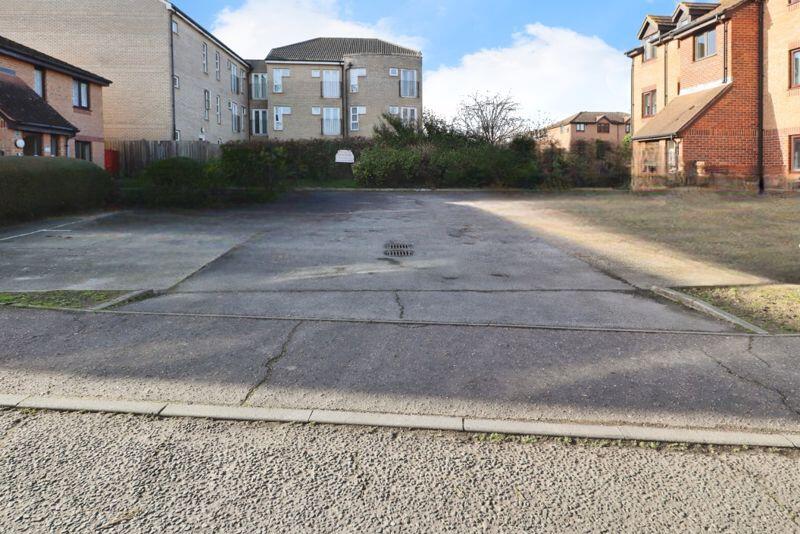 CAMPERNELL CLOSE
