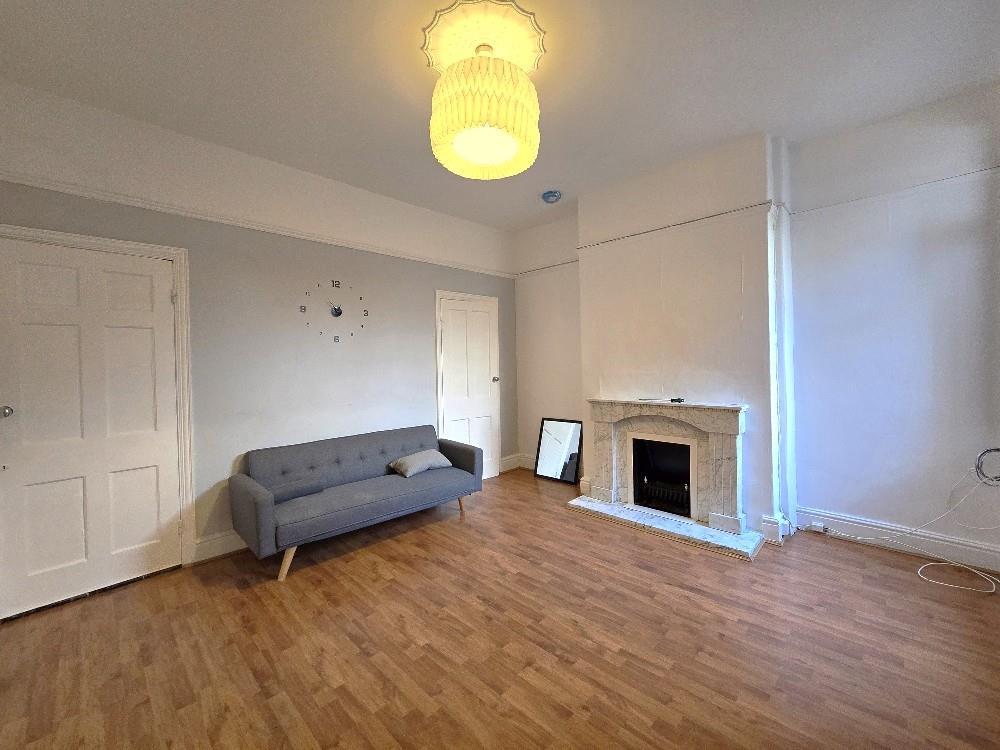 Hugh Road, Stoke - Lounge
