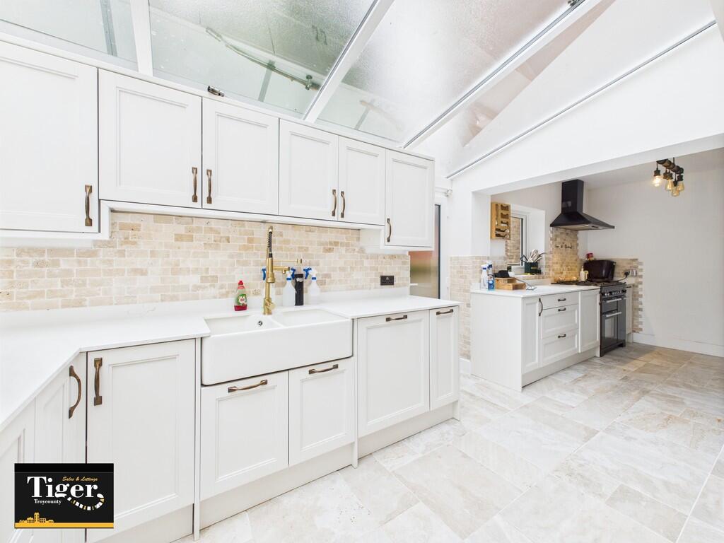 CAM03440G0-PR0361...