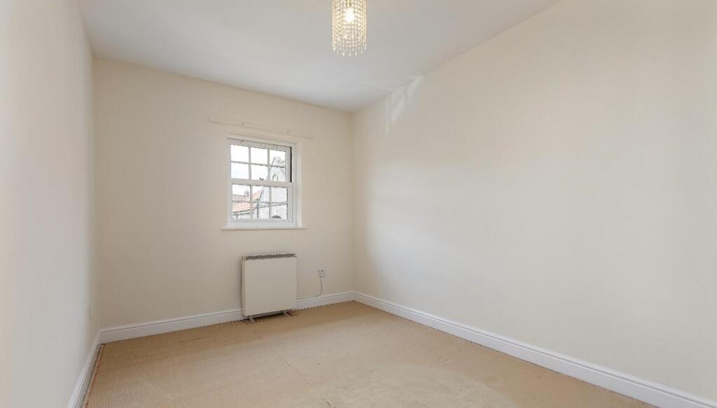 bedroom new.jpg