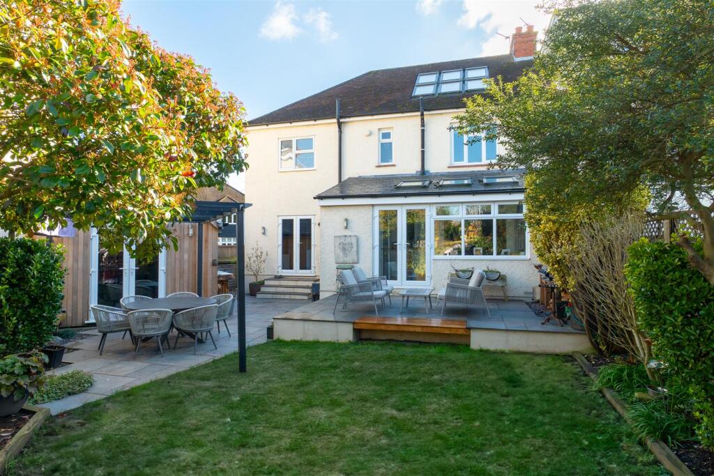 Holtye Crescent, Maidstone10.jpg