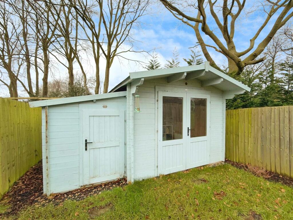 Home Office - Garden