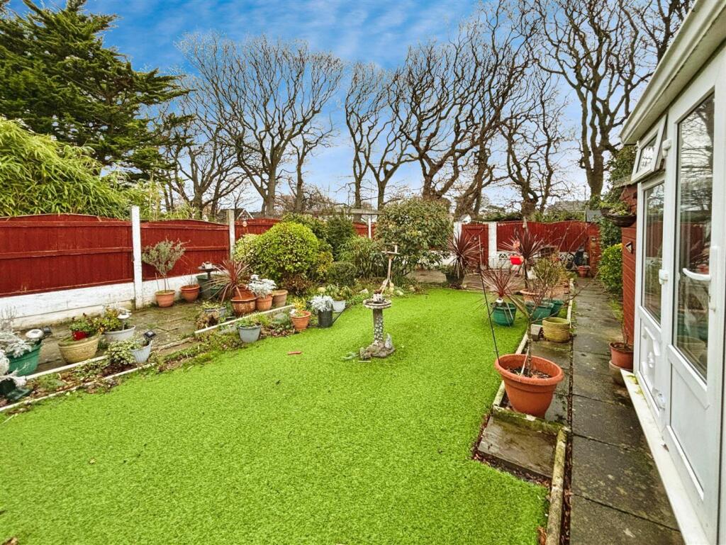 Garden.JPG