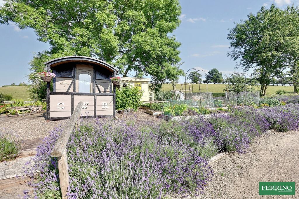 Studio/Office/Garden Room