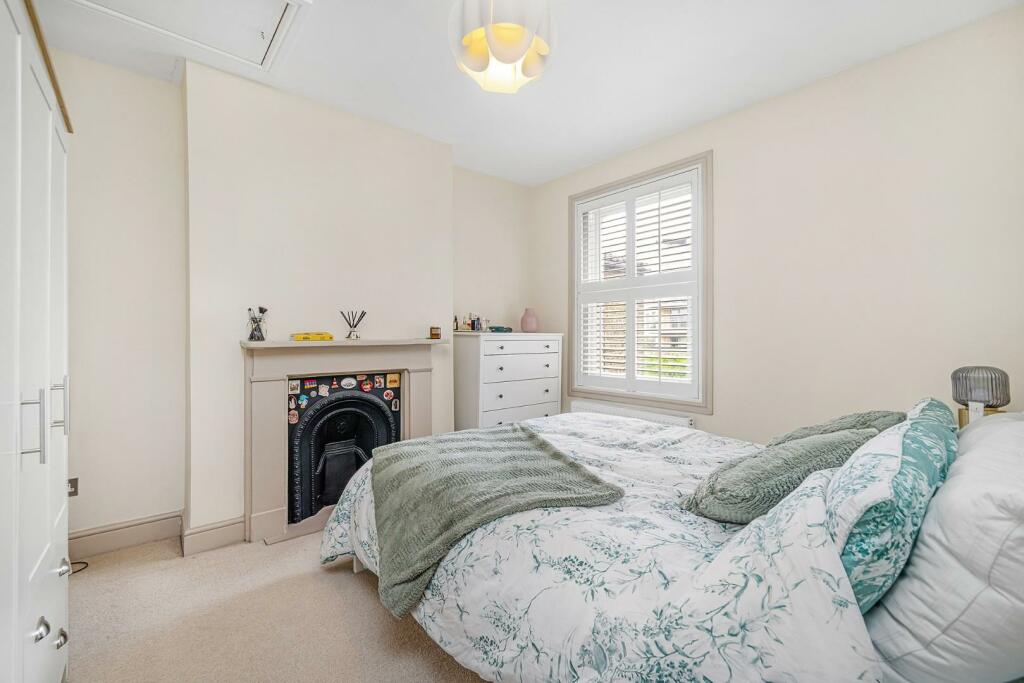 Bedroom (2).jpg