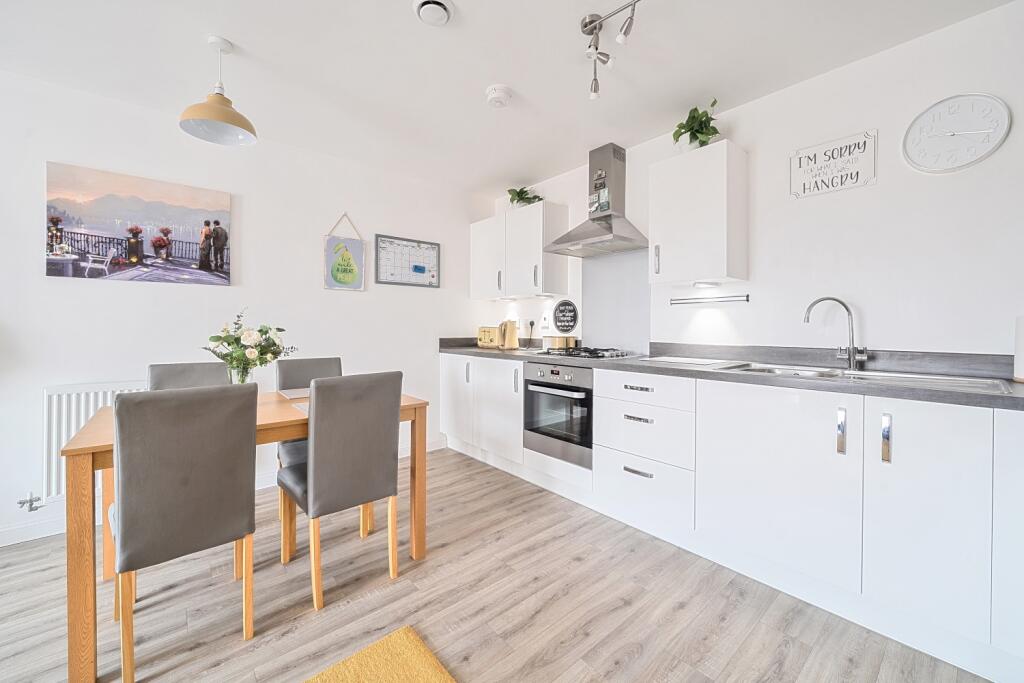 EweMove Estate Agents Basingstoke