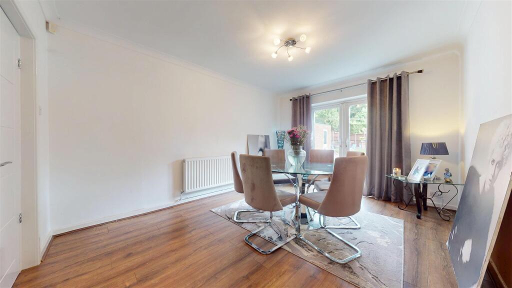 Masefield Grove Dining Room