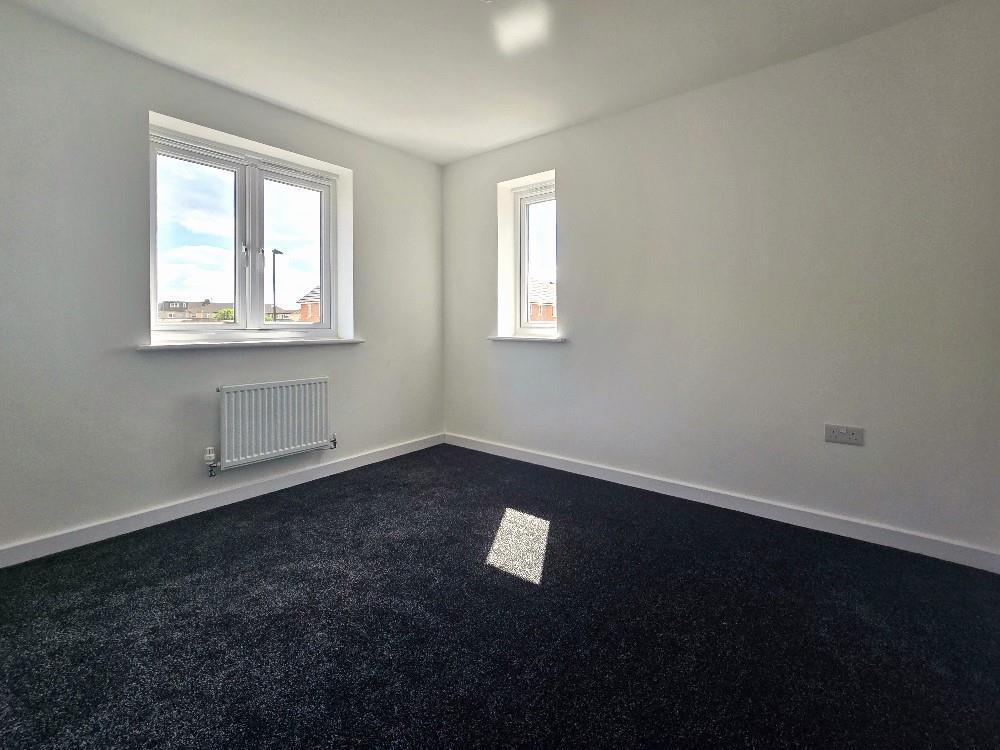 Brookfields Place, Holbrooks - Bedroom 2.jpg