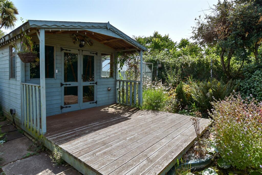 Workshop/Outbuildings