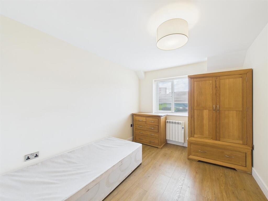 5 - Modern Block of 12 Flats for Auction, Bristol.