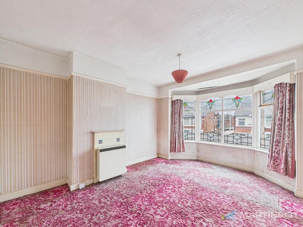 CAM02318G0-PR0576...