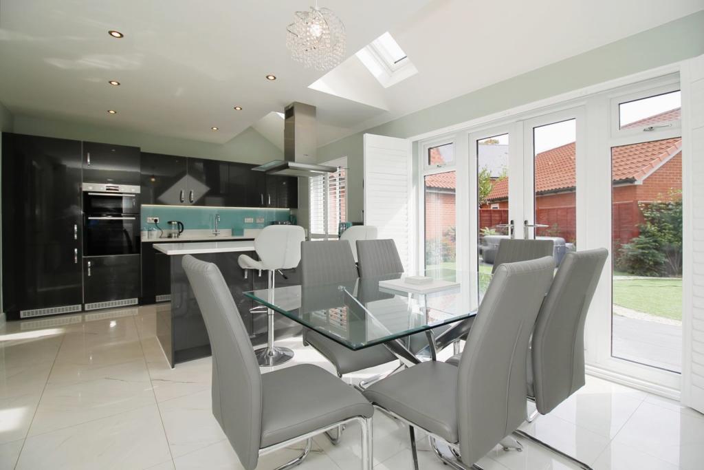 Kitchen/dining Room