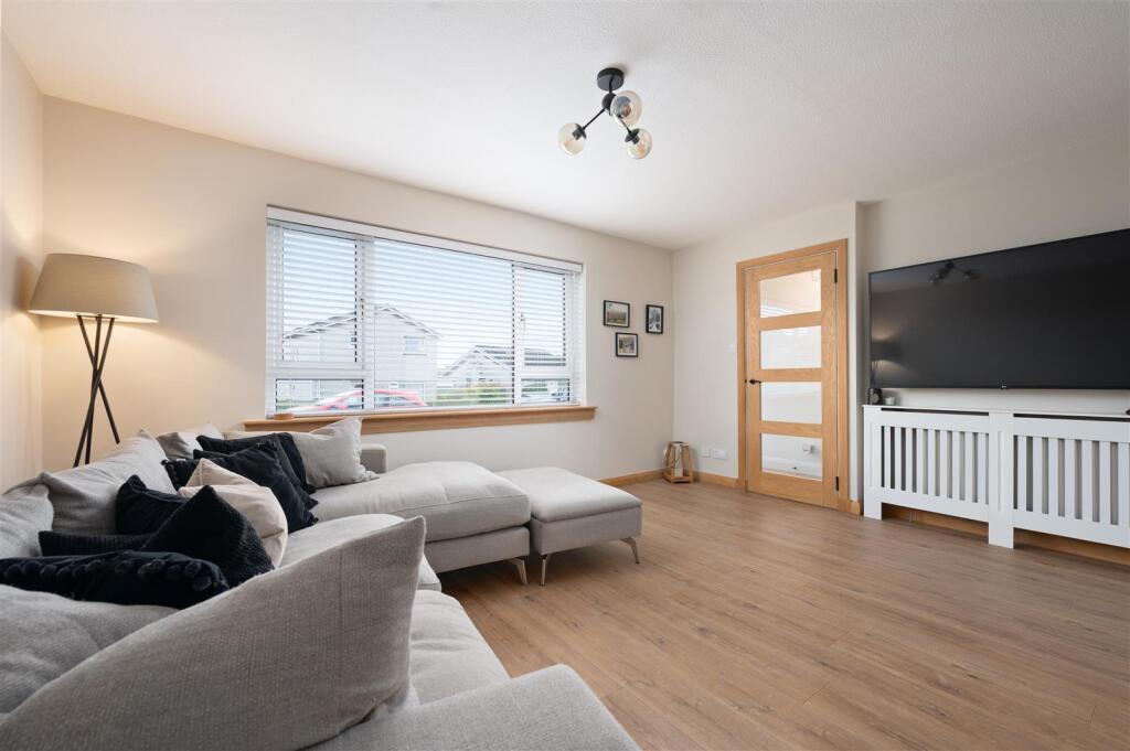 38WatsonPlace008.JPG