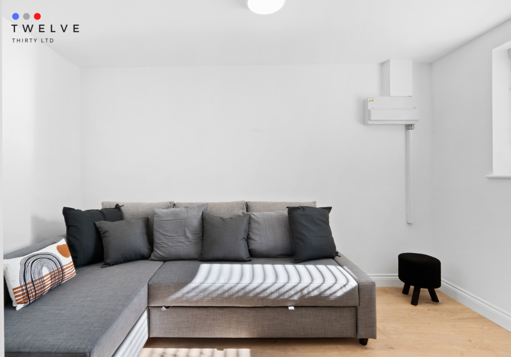 Studio (w/ sofa bed)