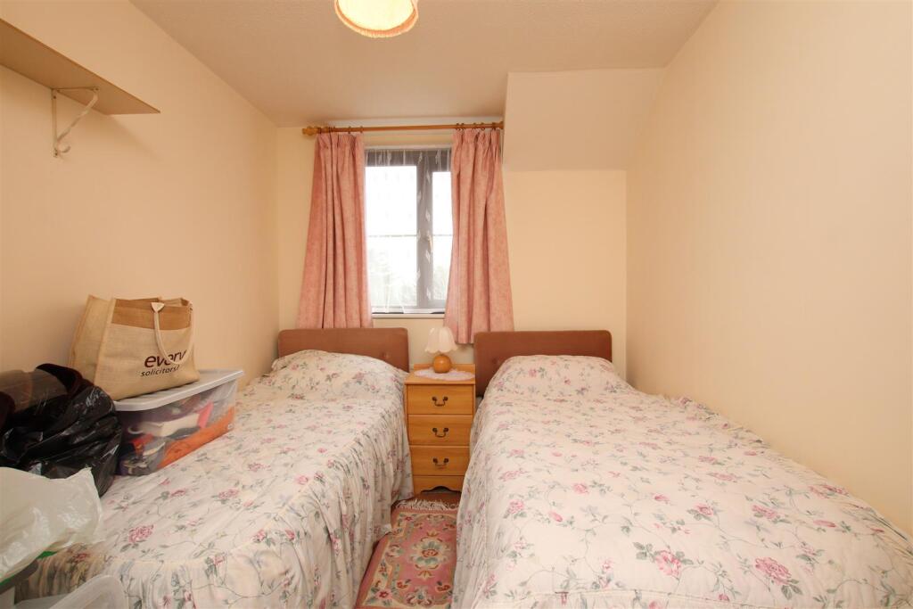 Bedroom 3.JPG