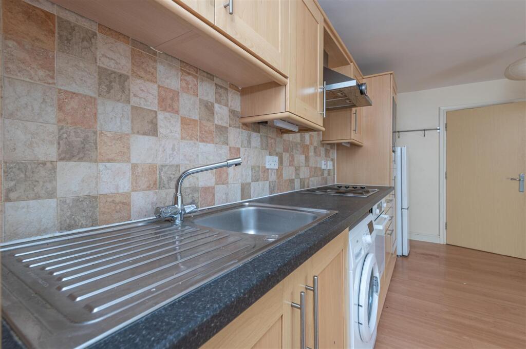 Lounge/Kitchen