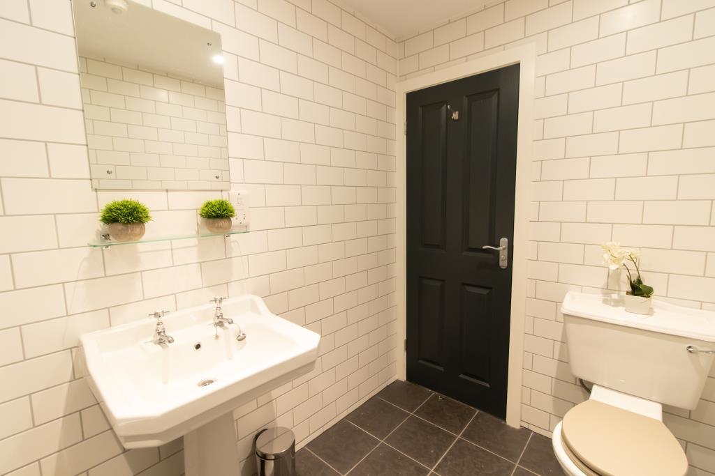 LR Bathroom 1