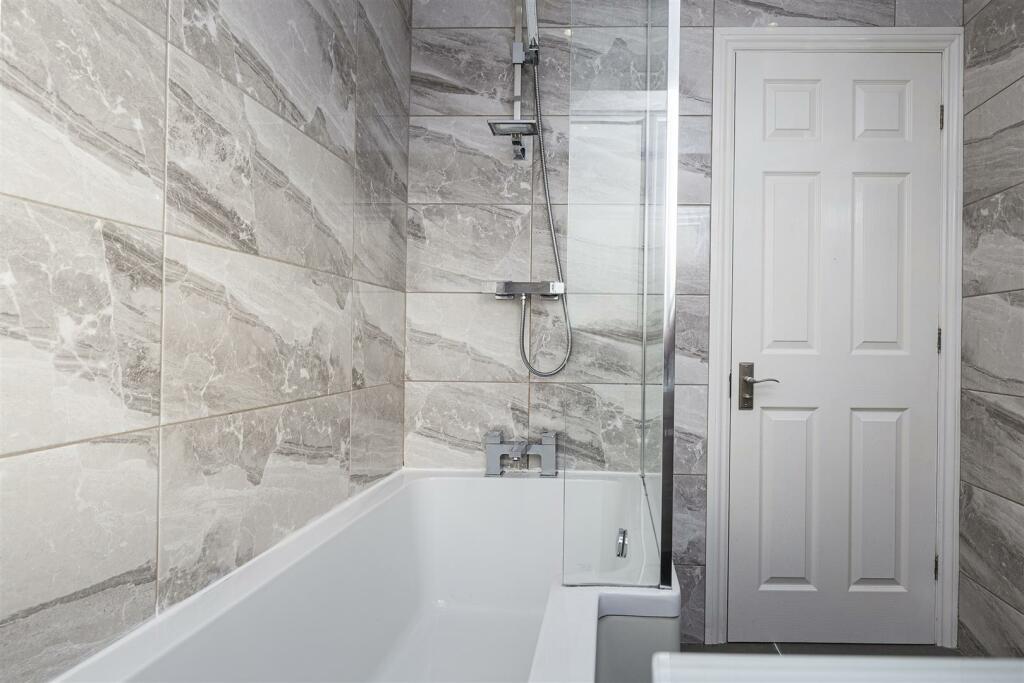 Bramleys Estate Agents - Chadwick Hall Gardens - M