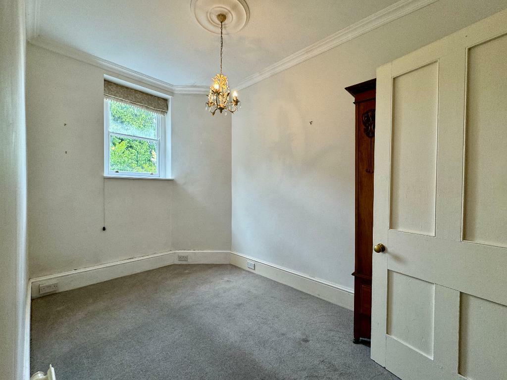 Bedroom 2 or home office