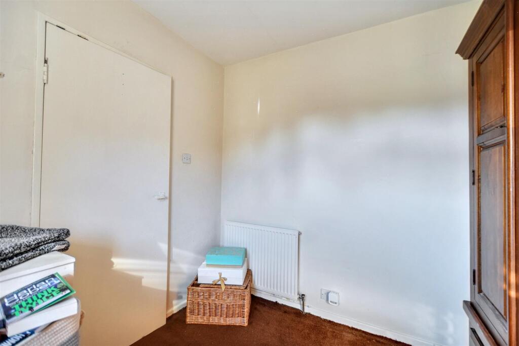 Bedroom 3_2.jpeg