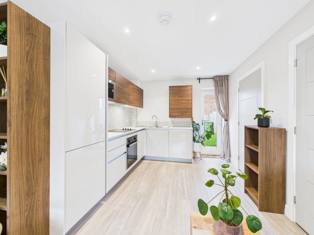 open plan lounge &amp; kitchen