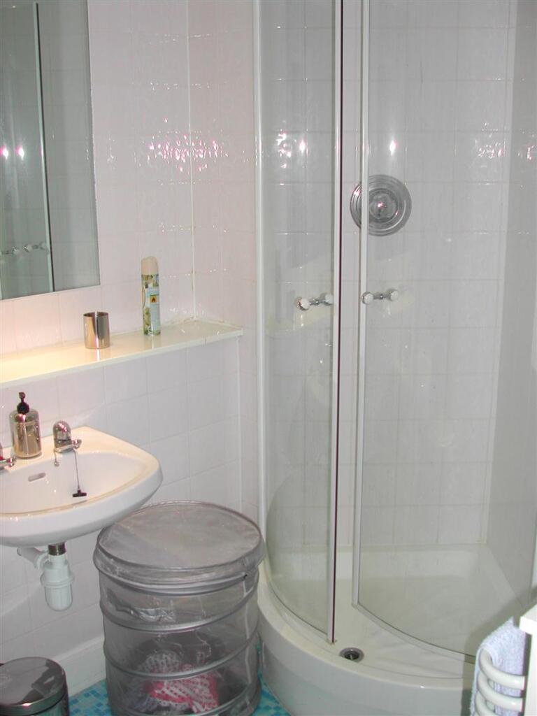 CN311 bath.jpg