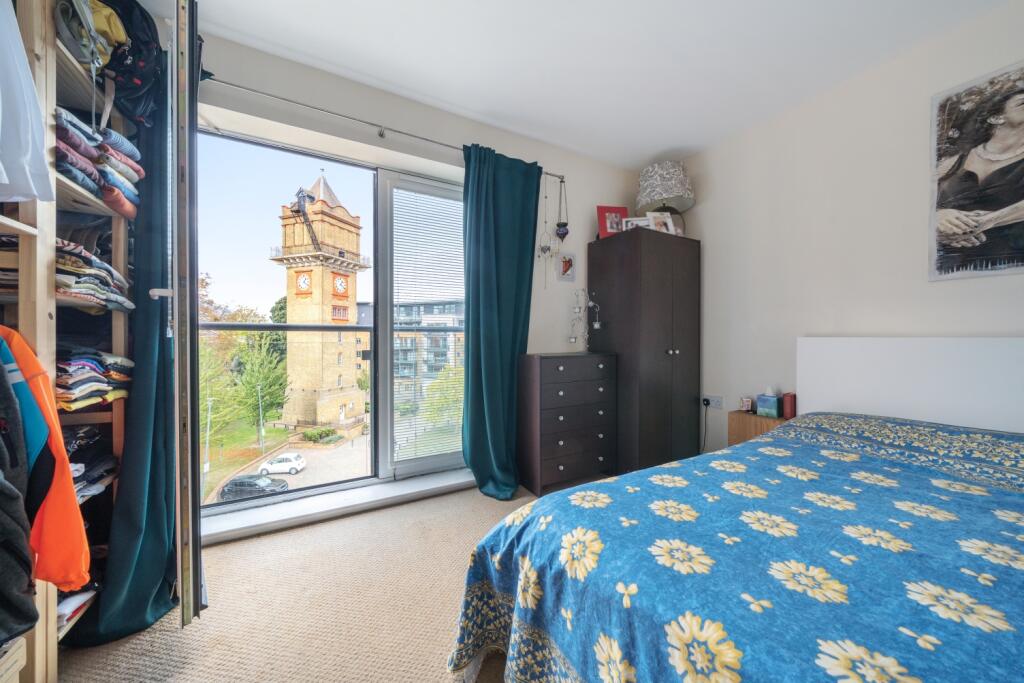 1360330-2-68d8064...