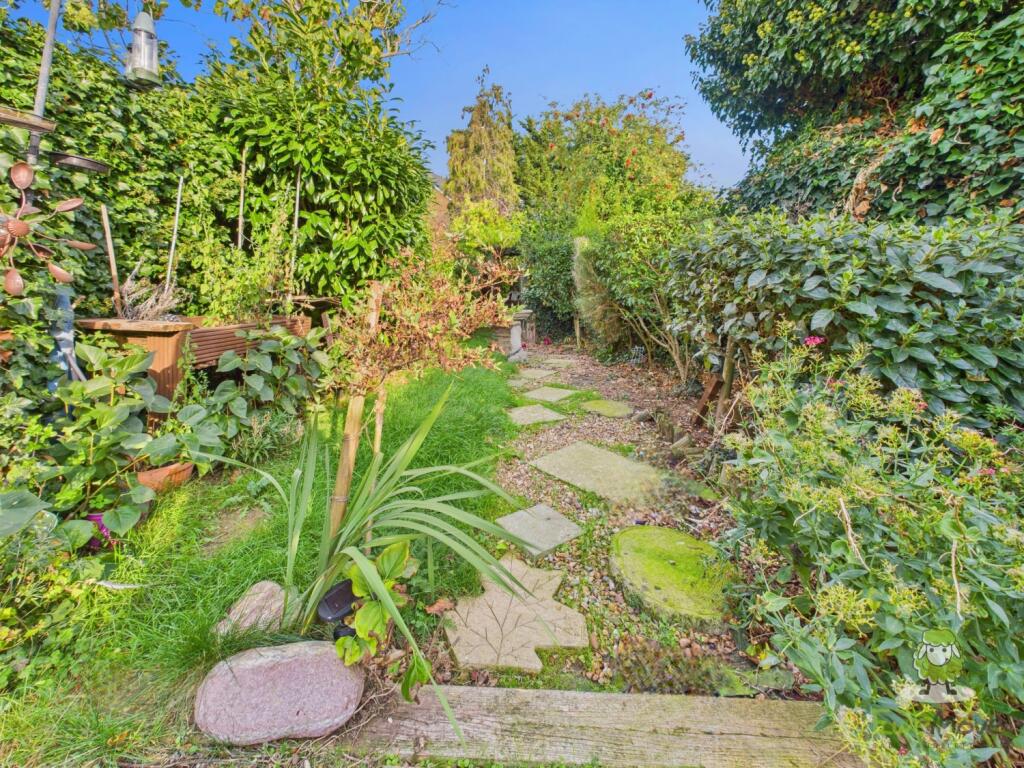 CAM01543G0-PR0158-STILL016