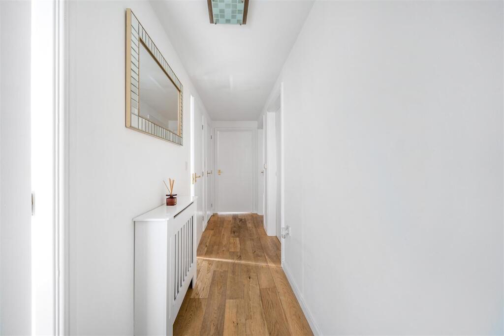 47 Penny Hapenny Court, Atherstone