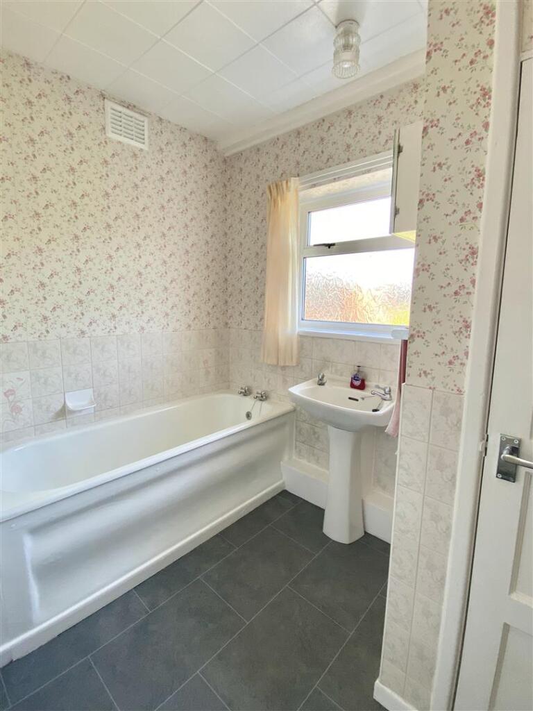 3 Belvidere Ave-8.jpg