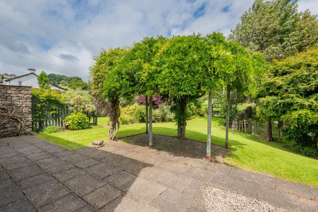 No.15 Helsington Laithes