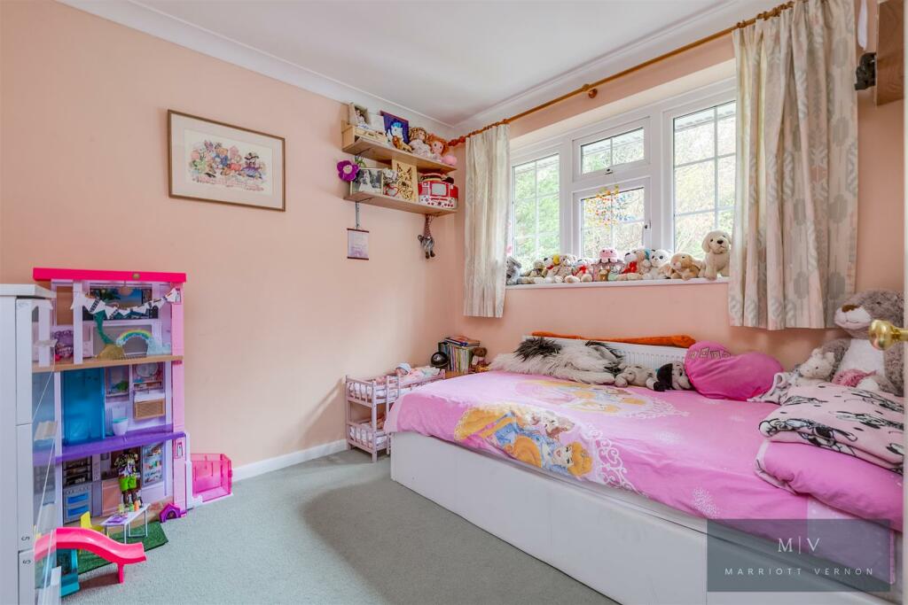 Beech Way 1-22.jpg
