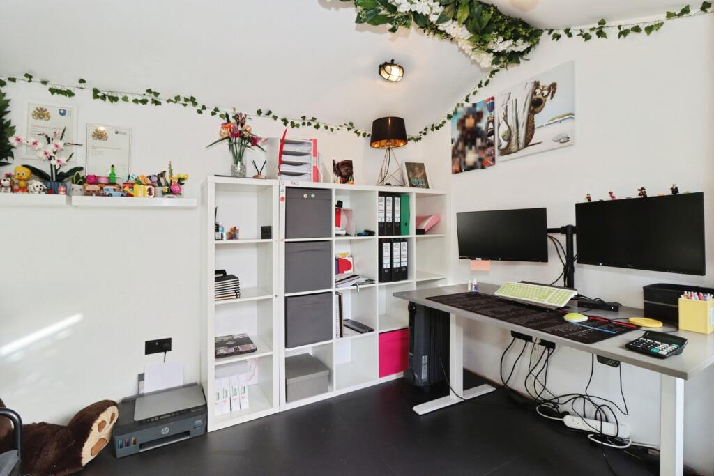 Garden Office