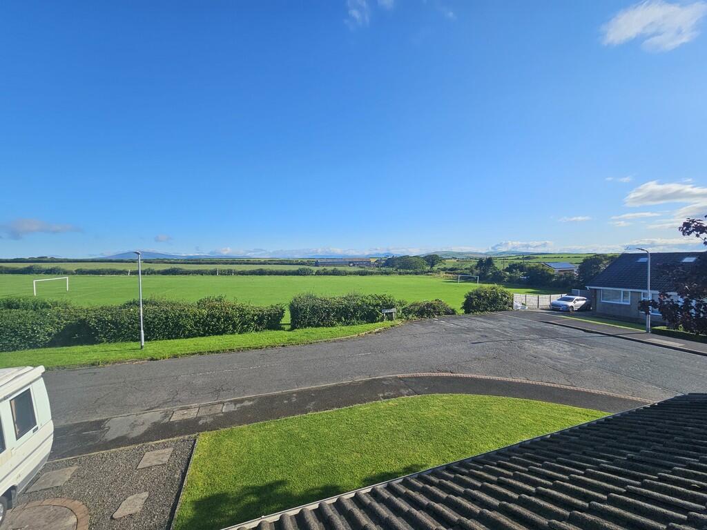 COUNTRY VIEWS 