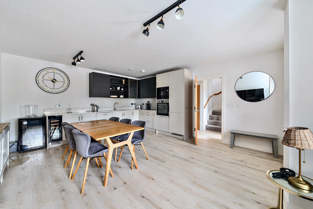 1341697-21-68a6fd...