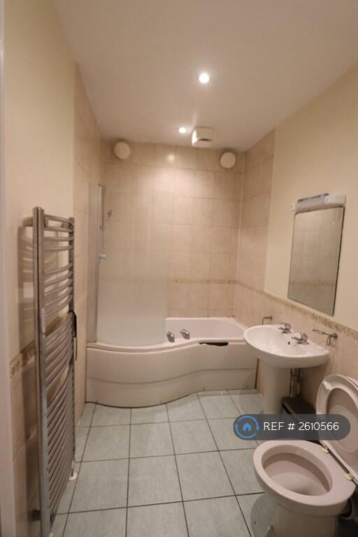 Bathroom Prior To Refurbishment