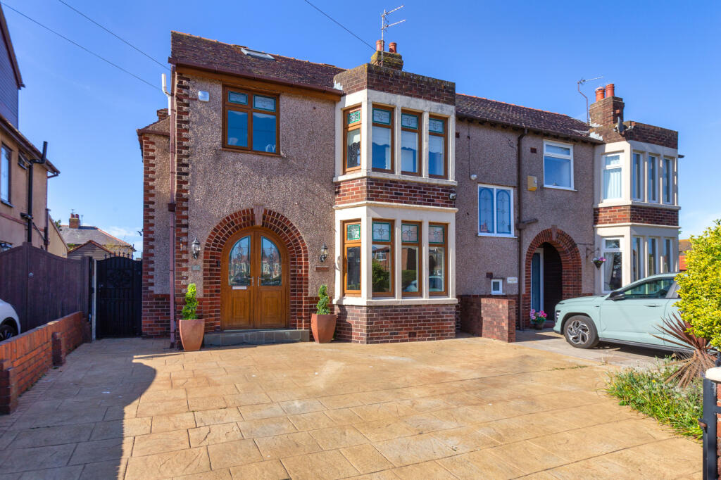 Rossall Grange Lane,  Fleetwood, FY7