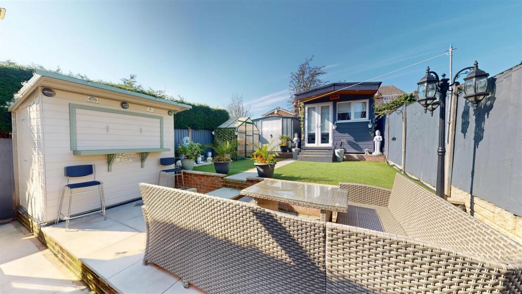 Abbots Way Rear Garden