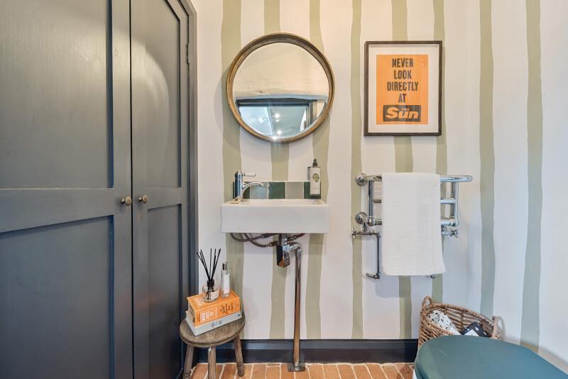 664716946a09f-t-1124377 (34).jpg