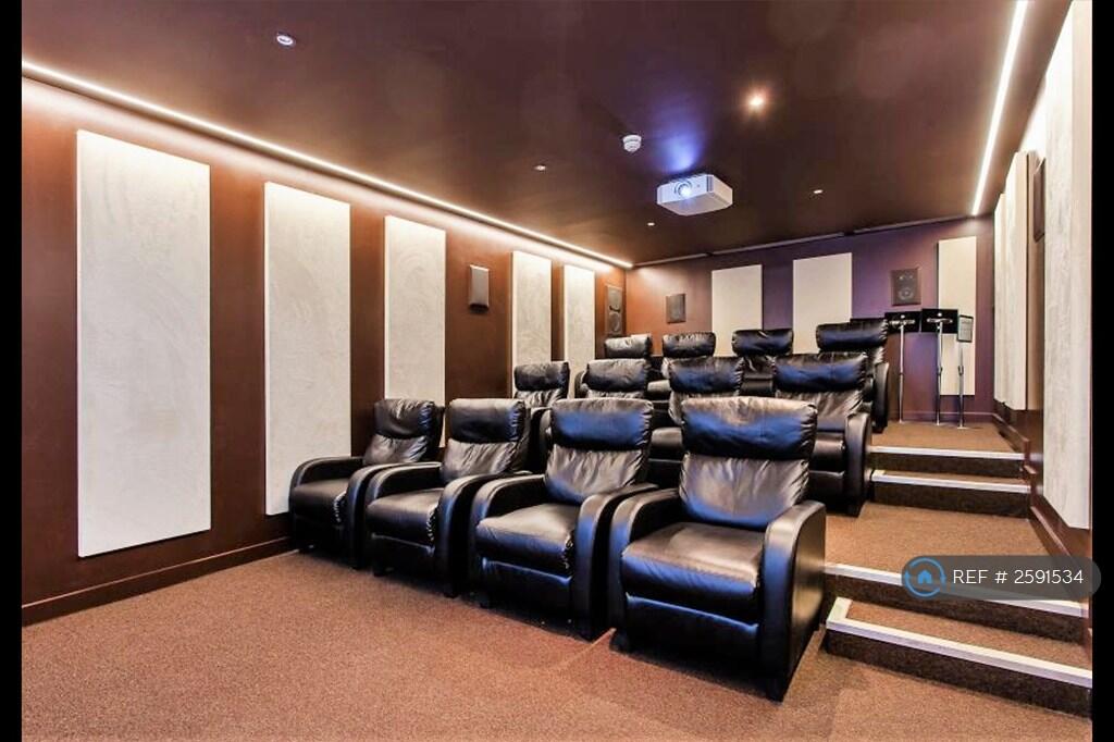 Private Cinema