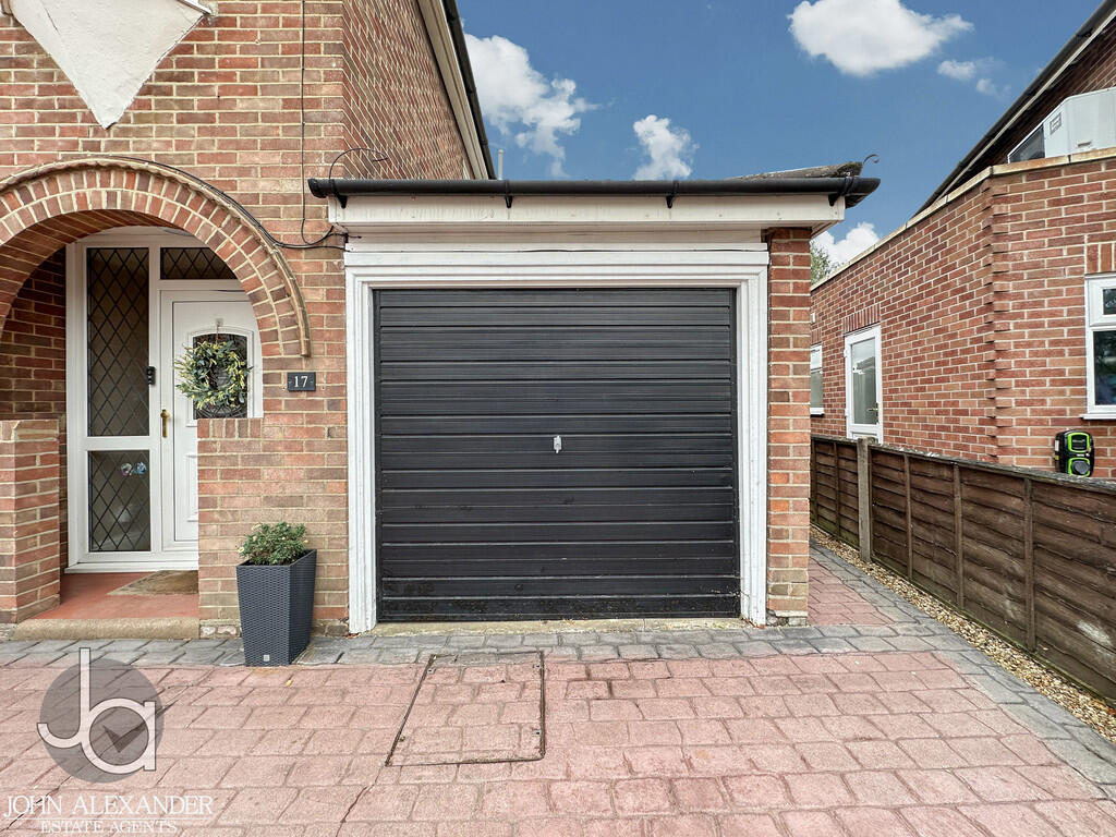 20250917_13430143...