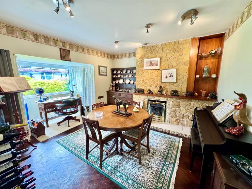 PHOTO-2025-08-12-12-08-10 (7).jpg