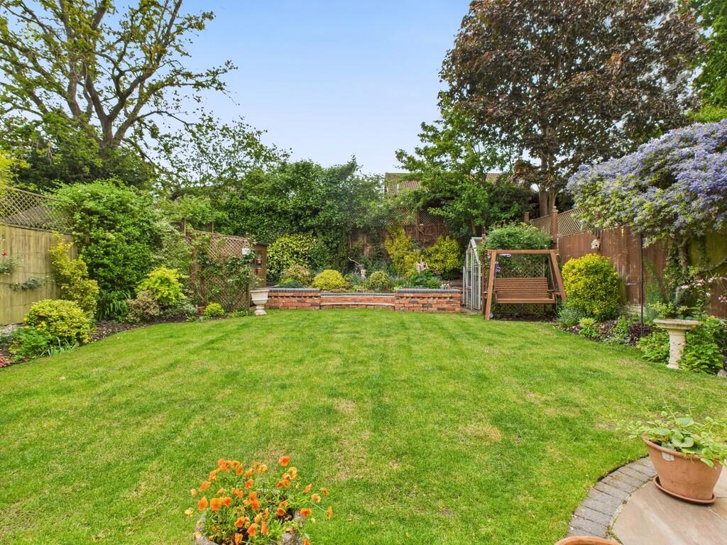 CAM04914G0-PR0130...